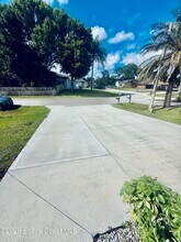 614 Lynbrook St NW in Palm Bay, FL - Building Photo - Building Photo