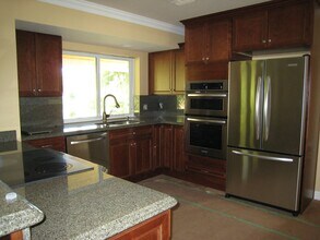 1 SE Sharon St in Hobe Sound, FL - Building Photo - Building Photo