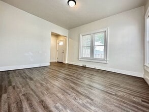 715 Pine St in Green Bay, WI - Building Photo - Building Photo