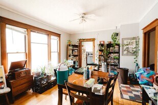 1820 3rd Ave N in Minneapolis, MN - Building Photo