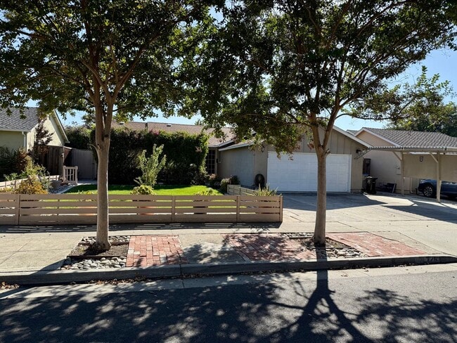 726 Shawnee Ln in San Jose, CA - Building Photo - Building Photo
