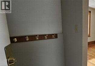 130 Brown St in Cambridge, ON - Building Photo - Building Photo