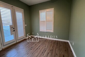 9303 Via Lugano in Bakersfield, CA - Building Photo - Building Photo