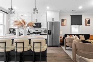 3316 Summit Ave in Union City, NJ - Building Photo