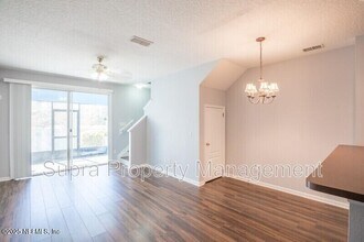 6092 Bartram Village Dr in Jacksonville, FL - Building Photo - Building Photo