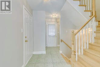 4432 Peter Dr in Burlington, ON - Building Photo - Building Photo