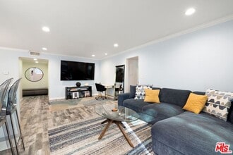 1734 N Fuller Ave in Los Angeles, CA - Building Photo - Building Photo
