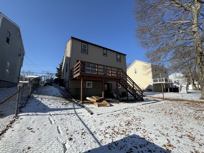 158 Infield St in Bridgeport, CT - Building Photo - Building Photo