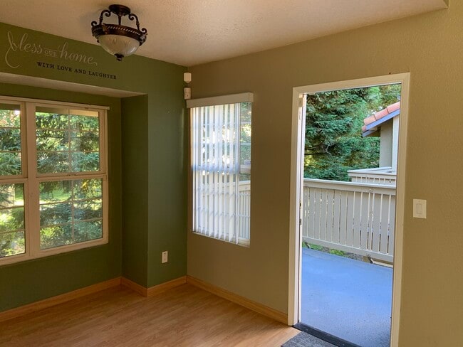 1402 Forest Run in Hercules, CA - Foto de edificio - Building Photo