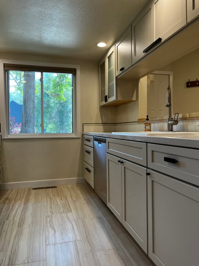 property at 2979 Shady Holw E
