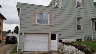 253 Church St, Unit 1 in Indiana, PA - Building Photo