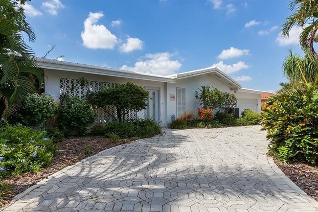 property at 2108 NE 44th St