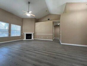 4778 W Oswego Ave in Fresno, CA - Building Photo - Building Photo