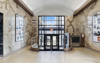 320 E 21st St in Chicago, IL - Building Photo - Building Photo