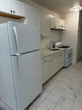 5017 1st St NW, Unit 2 in Washington, DC - Building Photo - Building Photo