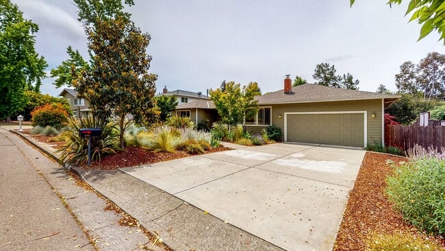 5842 Yerba Buena Rd