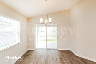 121 Foxtail Loop in Davenport, FL - Building Photo - Building Photo