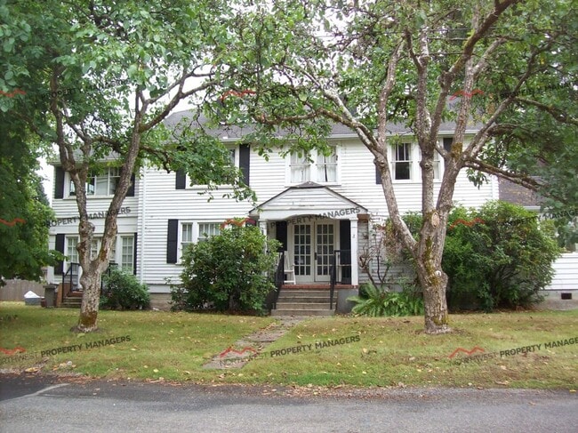 property at 1767 SW Snively Ave