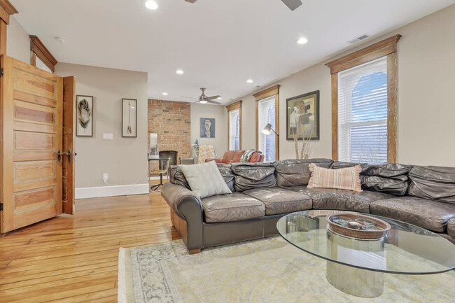 645 Dennison Ave in Columbus, OH - Building Photo - Building Photo