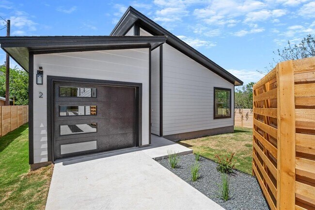1606 Harvey St in Austin, TX - Building Photo - Building Photo