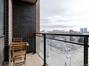 555 Bd René-Lévesque E in Montréal, QC - Building Photo - Building Photo