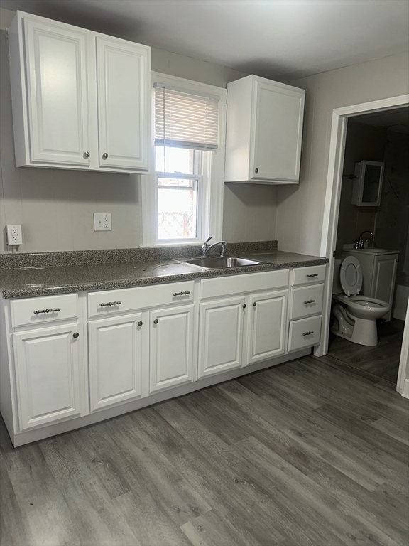 12 Leary Ave in Chicopee, MA - Building Photo - Building Photo