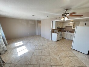 4284 N Vornsand Dr in Las Vegas, NV - Building Photo - Building Photo