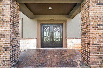 2410 Engeling Rd in Rosenberg, TX - Building Photo - Building Photo