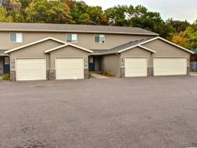 4346 Black Ct in Eau Claire, WI - Building Photo