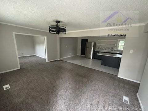 6075 Lexington Dr in Hope Mills, NC - Building Photo - Building Photo