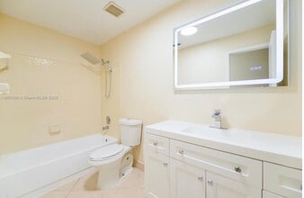 2532 NW 87th Dr in Coral Springs, FL - Building Photo - Building Photo