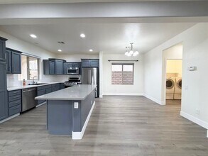 11848 Orense Dr in Las Vegas, NV - Building Photo - Building Photo