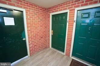 802 College Ln in Salisbury, MD - Building Photo - Building Photo