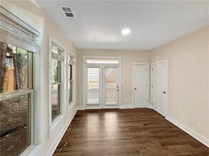 1776 Maple Walk Cir SW in Atlanta, GA - Building Photo - Building Photo