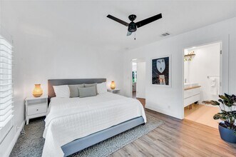 549 NE 14th Ave in Fort Lauderdale, FL - Building Photo - Building Photo