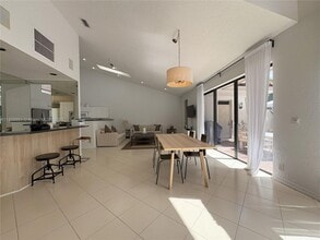 2538 Windsor Way Ct in Wellington, FL - Building Photo - Building Photo