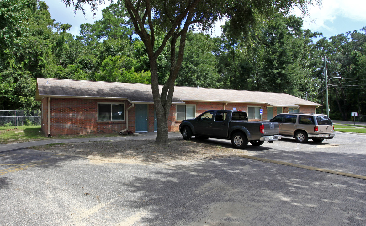 GIBB Mabry Village in Tallahassee, FL - Building Photo