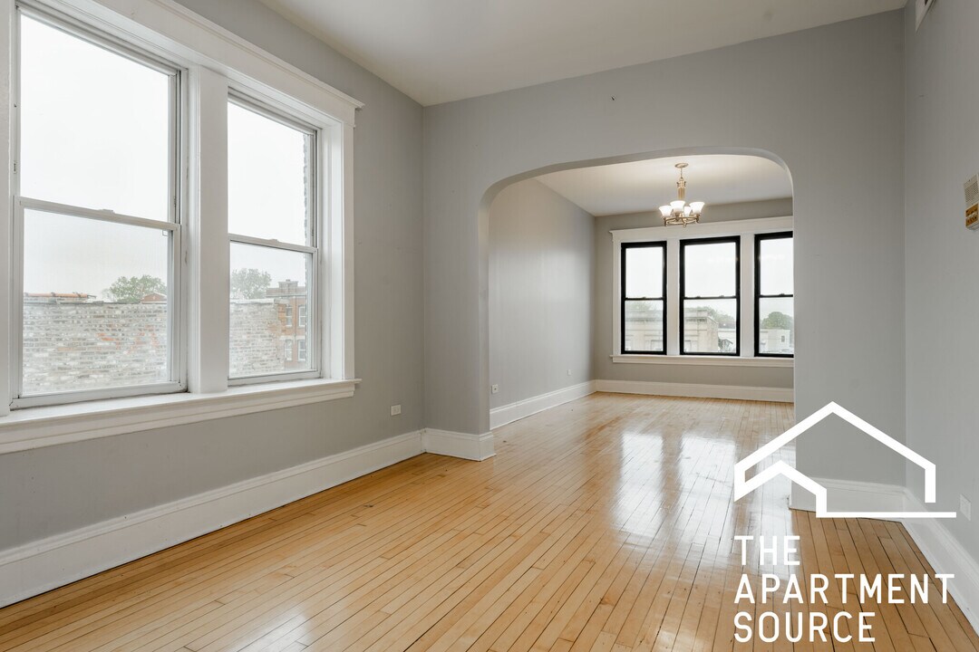 3613 W North Ave, Unit 2 in Chicago, IL - Building Photo