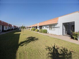 6822 N 35th Ave in Phoenix, AZ - Building Photo