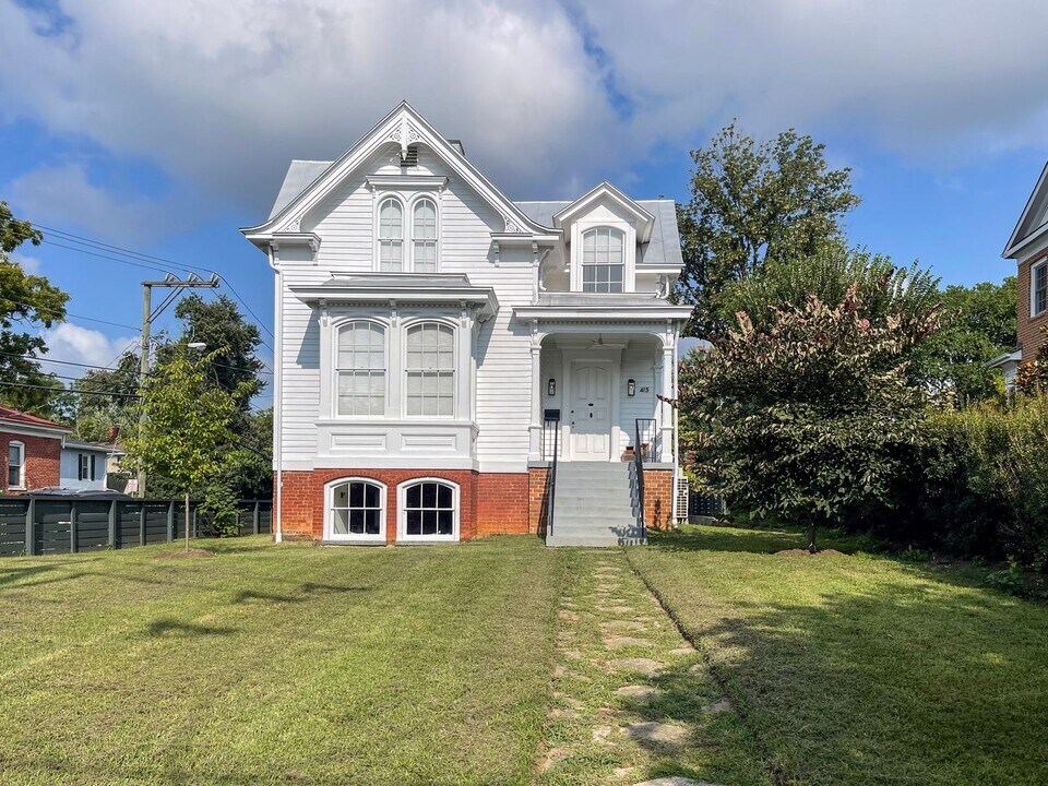 413 Ridge St in Charlottesville, VA - Building Photo
