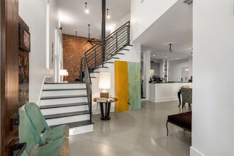 827 Monroe Dr NE in Atlanta, GA - Building Photo - Building Photo