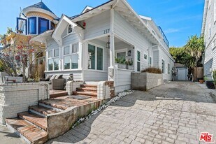 157 Hart Ave in Santa Monica, CA - Building Photo