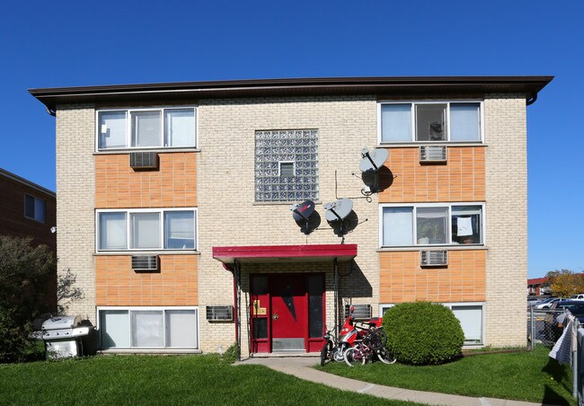 9624 Golf Ter in Des Plaines, IL - Building Photo - Building Photo