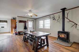 401 S Main St in Twin Bridges, MT - Building Photo - Building Photo