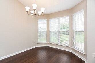 1813 Cherry Creek Dr in Southaven, MS - Building Photo - Building Photo