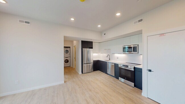 36 Mount Pleasant St, Unit 406