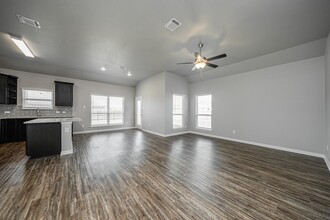 614 Fallbrook Dr in Temple, TX - Foto de edificio - Building Photo