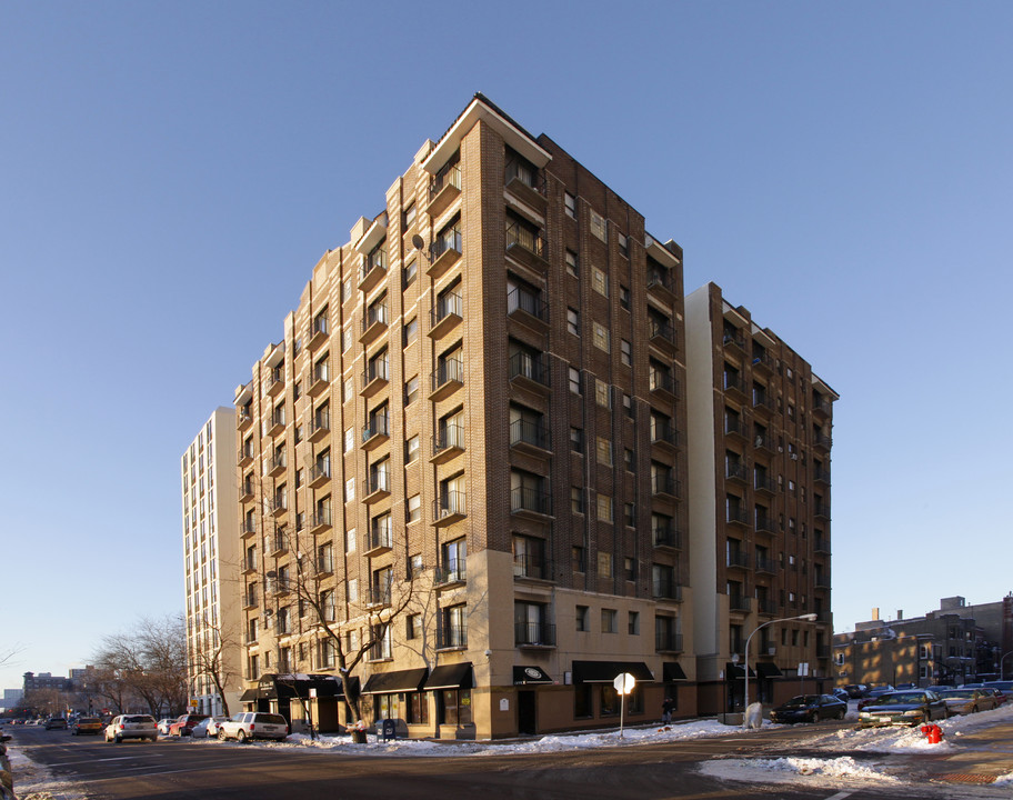 The Legacy HB at Clarendon Park in Chicago, IL - Foto de edificio