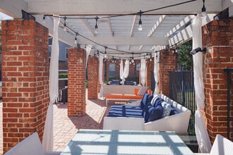 Belrose in Houston, TX - Building Photo - Building Photo