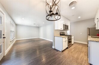 1423 Braes Ridge Dr in Austin, TX - Building Photo - Building Photo